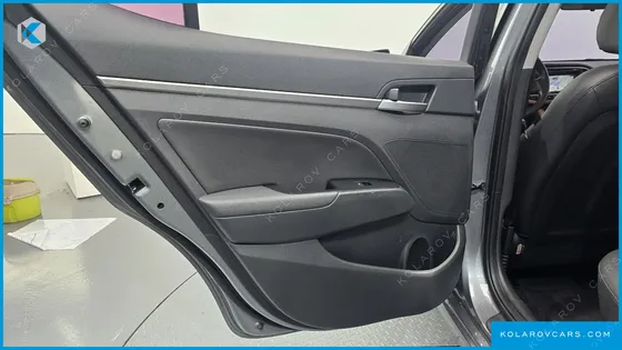 HYUNDAI ELANTRA (AVANTE) 1.6 LPI STYLE (RENTAL CAR)