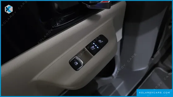 KIA CARNIVAL HEV 7SEATER SIGNATURE