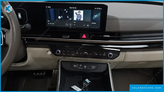 KIA CARNIVAL HEV 7SEATER SIGNATURE
