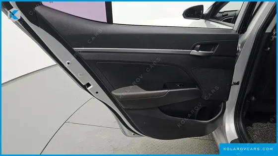 HYUNDAI ELANTRA (AVANTE) 1.6 LPI STYLE (RENTAL CAR)