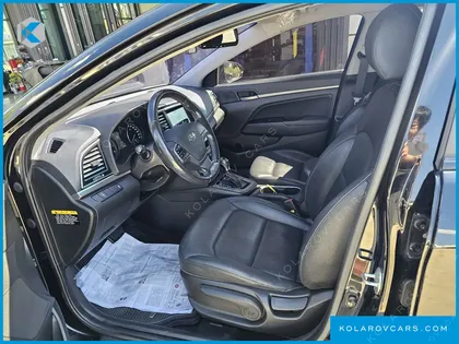 HYUNDAI ELANTRA (AVANTE) 1.6 GDI SMART