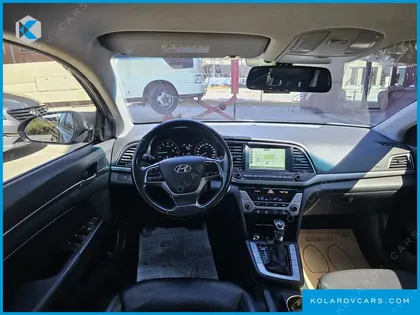 HYUNDAI ELANTRA (AVANTE) 1.6 GDI SMART
