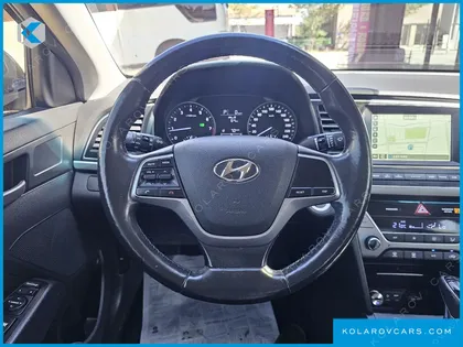 HYUNDAI ELANTRA (AVANTE) 1.6 GDI SMART