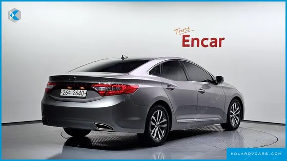 HYUNDAI GRANDEUR HG240 LUXURY