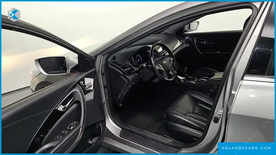 HYUNDAI GRANDEUR HG240 LUXURY
