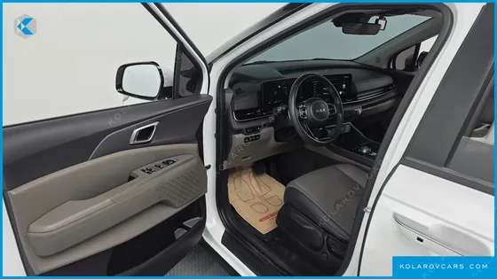 KIA CARNIVAL DIESEL 9-SEATER PRESTIGE