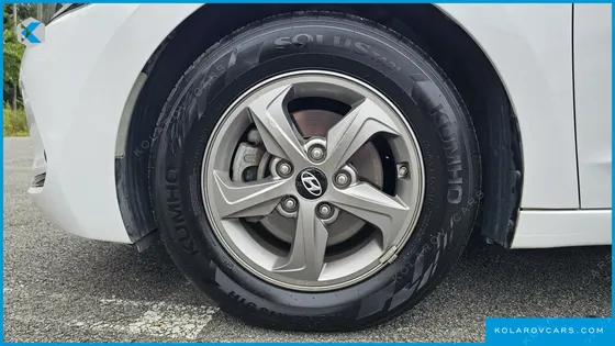 HYUNDAI ELANTRA (AVANTE) 1.6 GDI SMART