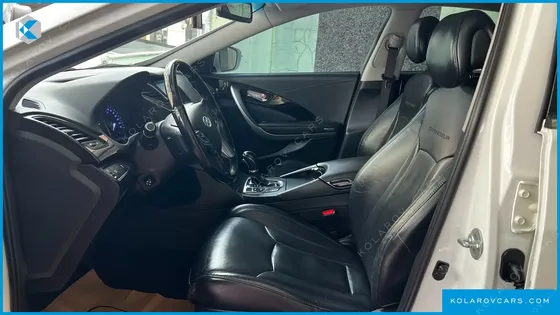 HYUNDAI GRANDEUR HG240 MODERN