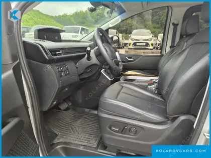 HYUNDAI STARIA CARGO 5-SEATER