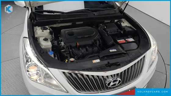 HYUNDAI GRANDEUR HG240 MODERN