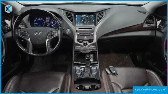 HYUNDAI GRANDEUR HG240 MODERN