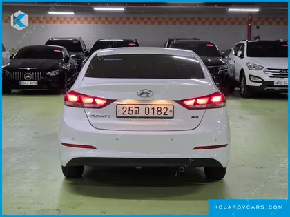 HYUNDAI ELANTRA (AVANTE) 1.6 GDI SMART