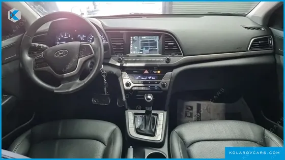 HYUNDAI ELANTRA (AVANTE) 1.6 GDI SMART