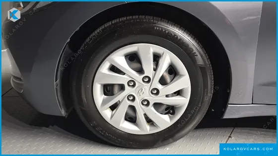 HYUNDAI ELANTRA (AVANTE) 1.6 LPI STYLE (RENTAL CAR)