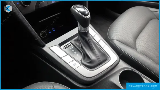 HYUNDAI ELANTRA (AVANTE) 1.6 LPI STYLE (RENTAL CAR)