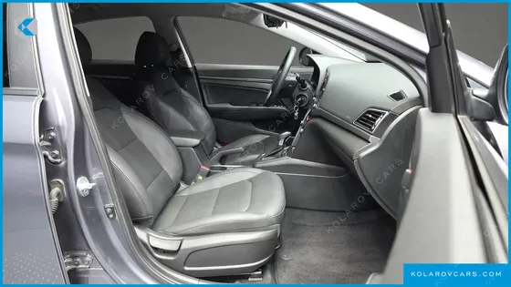 HYUNDAI ELANTRA (AVANTE) 1.6 LPI STYLE (RENTAL CAR)