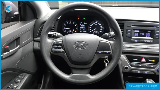 HYUNDAI ELANTRA (AVANTE) 1.6 LPI STYLE (RENTAL CAR)