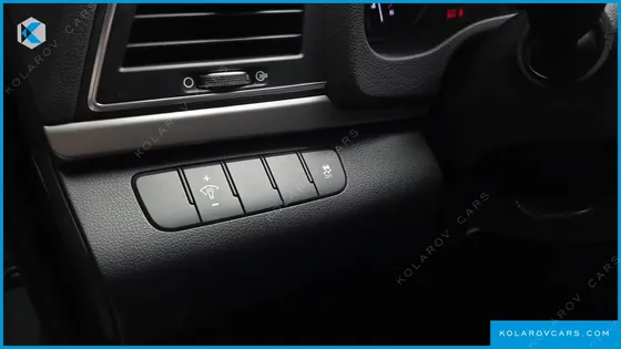 HYUNDAI ELANTRA (AVANTE) 1.6 LPI STYLE (RENTAL CAR)