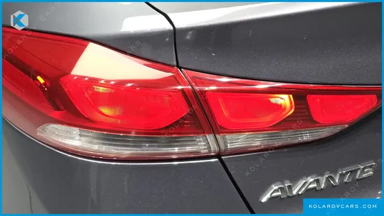HYUNDAI ELANTRA (AVANTE) 1.6 LPI STYLE (RENTAL CAR)