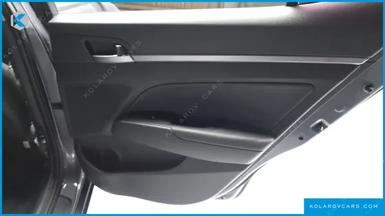 HYUNDAI ELANTRA (AVANTE) 1.6 LPI STYLE (RENTAL CAR)