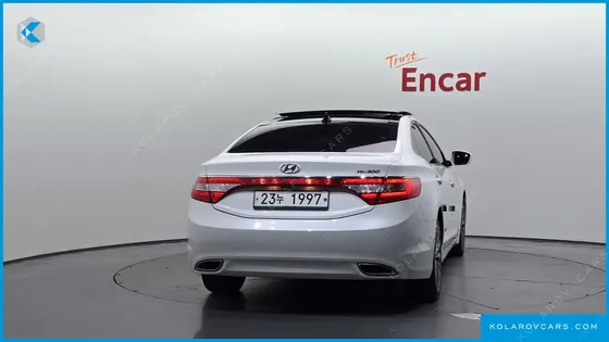 HYUNDAI GRANDEUR HG300 PREMIUM