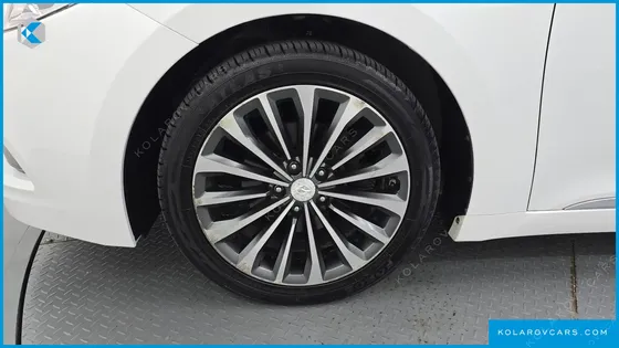 HYUNDAI GRANDEUR HG300 PREMIUM