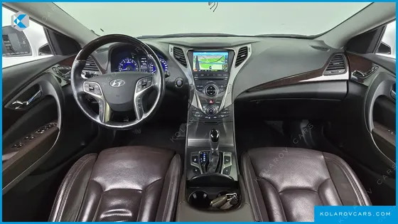 HYUNDAI GRANDEUR HG300 PREMIUM