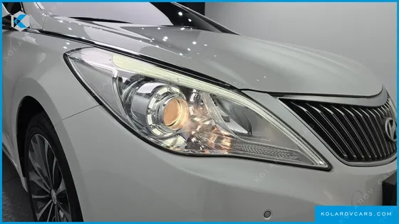 HYUNDAI GRANDEUR HG300 PREMIUM