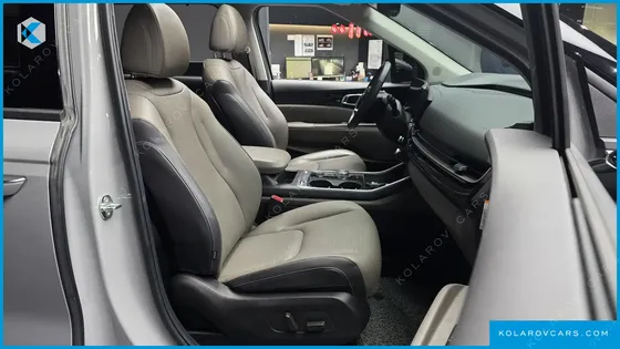KIA CARNIVAL HEV 9SEATER GRAVITY