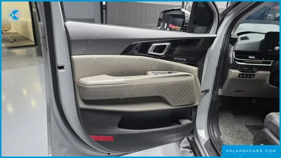 KIA CARNIVAL HEV 9SEATER GRAVITY