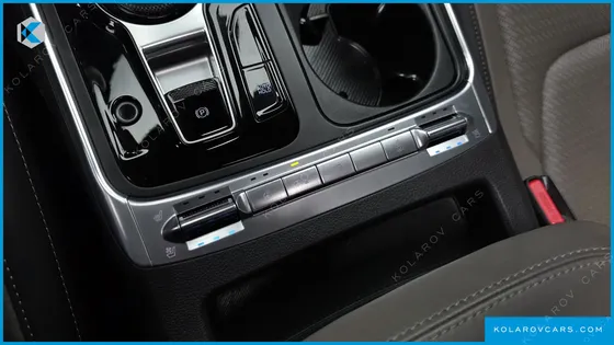 KIA CARNIVAL HEV 9SEATER GRAVITY