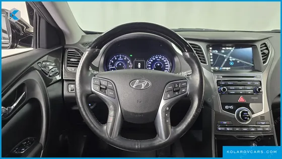 HYUNDAI GRANDEUR HG300 EXCLUSIVE COLLECTION