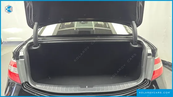 HYUNDAI GRANDEUR HG300 EXCLUSIVE COLLECTION