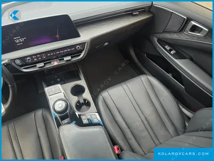 KIA K8 2.5 GASOLINE 2WD