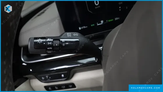 KIA CARNIVAL HEV 7SEATER SIGNATURE