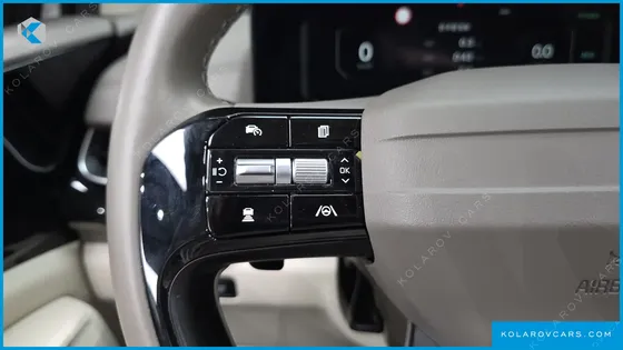KIA CARNIVAL HEV 7SEATER SIGNATURE