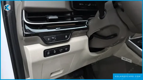 KIA CARNIVAL HEV 7SEATER SIGNATURE
