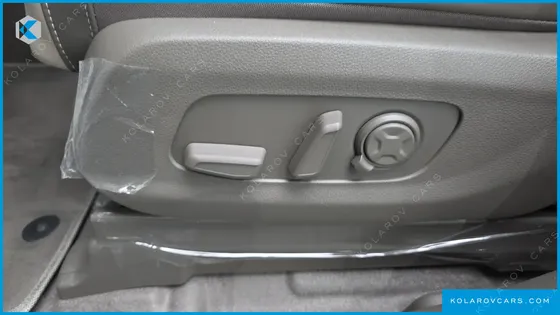 KIA CARNIVAL HEV 7SEATER SIGNATURE