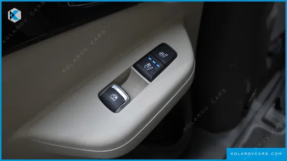 KIA CARNIVAL HEV 7SEATER SIGNATURE