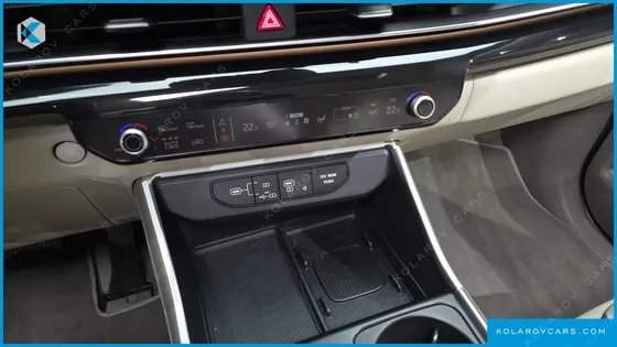 KIA CARNIVAL HEV 7SEATER SIGNATURE