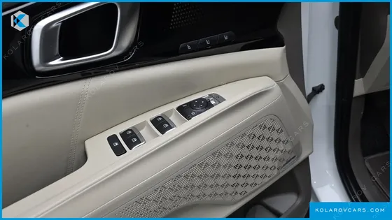 KIA CARNIVAL HEV 7SEATER SIGNATURE