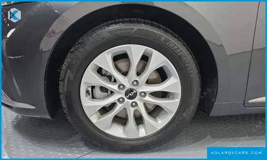 KIA K8 2.5 GASOLINE 2WD