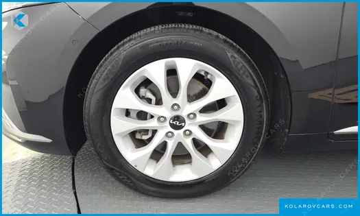 KIA K8 2.5 GASOLINE 2WD