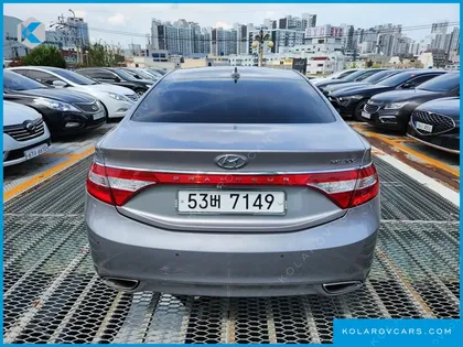 HYUNDAI GRANDEUR HG240 LUXURY