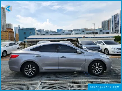 HYUNDAI GRANDEUR HG240 LUXURY