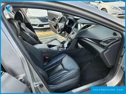 HYUNDAI GRANDEUR HG240 LUXURY
