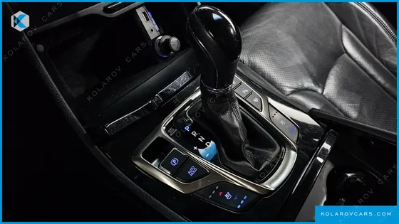 HYUNDAI GRANDEUR HG300 ROYAL