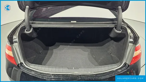 HYUNDAI GRANDEUR HG300 ROYAL