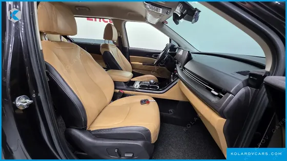 KIA CARNIVAL DIESEL 9-SEATER NOBLESSE