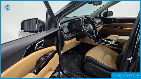 KIA CARNIVAL DIESEL 9-SEATER NOBLESSE